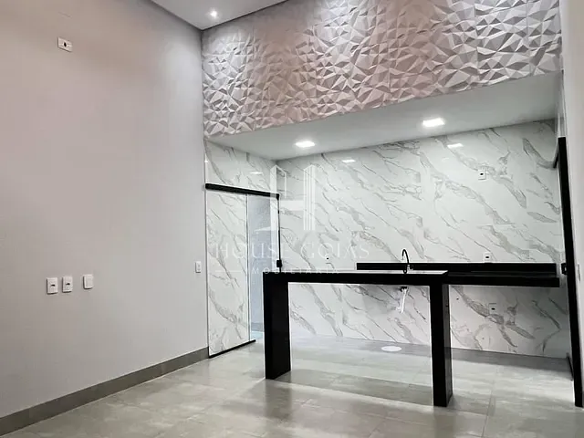 Casa com 118m² 3 quartos e 4 banheiros, à venda, no bairro Jardim Nova Era em Aparecida de Goiânia