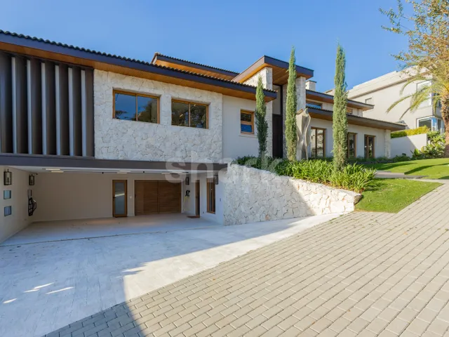 Casa com 1200m² 5 quartos e 6 banheiros, à venda, no bairro Tamboré em Santana de Parnaíba
