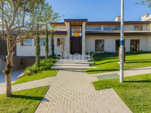 Casa com 1200m² 5 quartos e 6 banheiros, à venda, no bairro Tamboré em Santana de Parnaíba