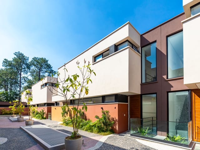 Casa com 390m² 4 quartos e 5 banheiros, à venda, no bairro Jardim Cordeiro em São Paulo