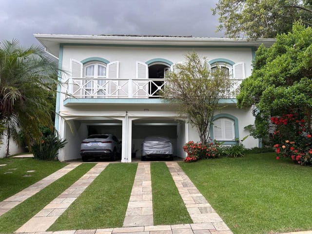Casa com 560m² 3 quartos e 5 banheiros, à venda, no bairro Alphaville em Barueri