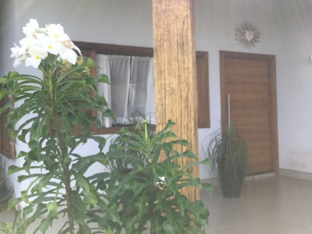 Casa com 977m² 3 quartos e 3 banheiros, à venda, no bairro Jardim Tropical em Maringá