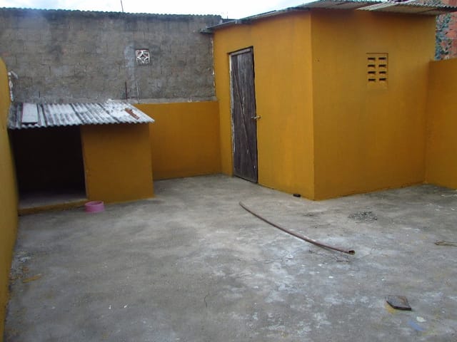 Casa com 143m² 2 quartos e 1 banheiro, à venda, no bairro Parque Novo Jockey em Campos dos Goytacazes