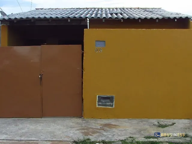 Casa com 143m² 2 quartos e 1 banheiro, à venda, no bairro Parque Novo Jockey em Campos dos Goytacazes