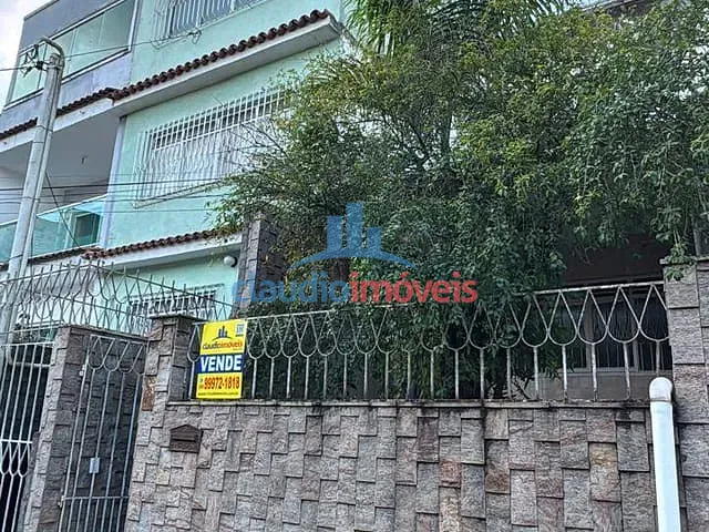 Casa à venda, no bairro Vila Santa Cecilia em Volta Redonda