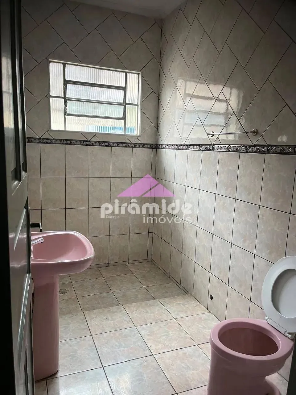 Casa, 3 quartos, 250 m² - Foto 25