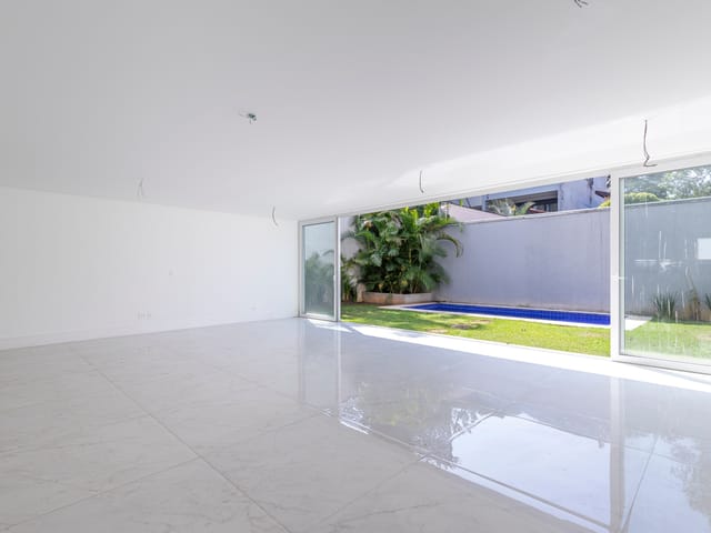 Casa com 525m² 4 quartos e 5 banheiros, à venda, no bairro Chácara Santo Antônio (Zona Sul) em São Paulo