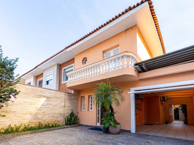 Casa com 220m² 4 quartos e 3 banheiros, à venda, no bairro Jardim Paulistano em São Paulo