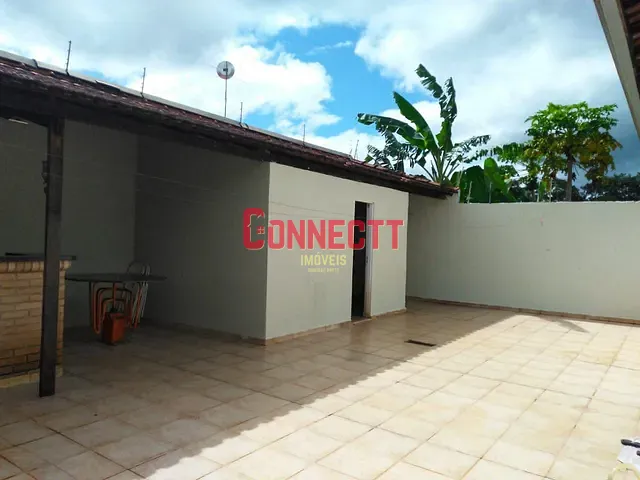Casa com 300m² 3 quartos e 3 banheiros, à venda, no bairro Parque Residencial Cândido Portinari em Ribeirão Preto