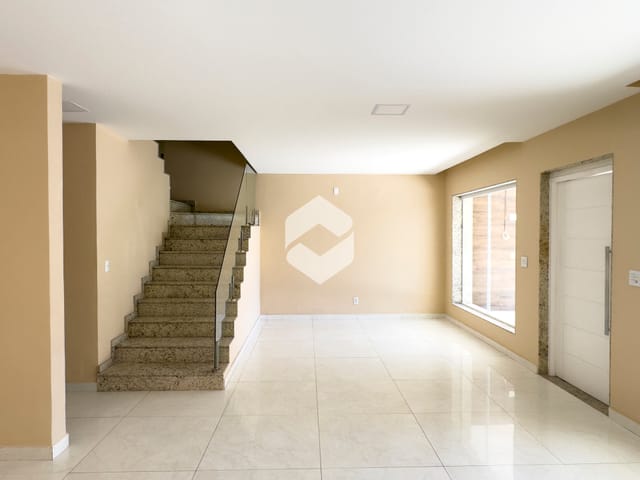 Casa com 340m² 3 quartos e 5 banheiros, à venda, no bairro Recreio dos Bandeirantes em Rio de Janeiro