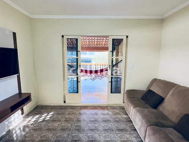 Casa com 172m² 2 quartos e 1 banheiro, à venda, no bairro Jardim Planalto em Carapicuíba