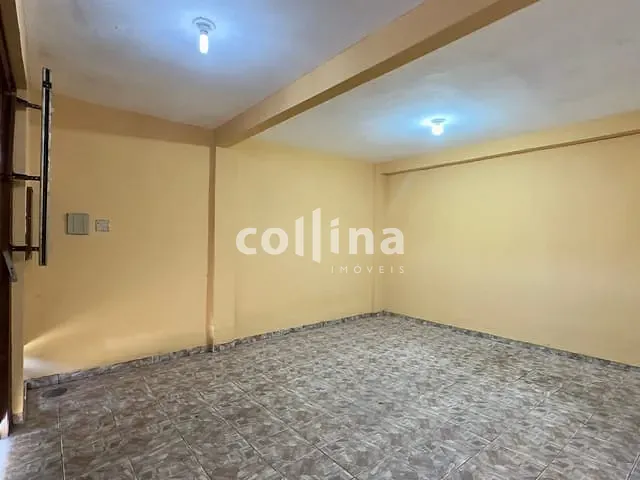 Casa com 172m² 2 quartos e 1 banheiro, à venda, no bairro Jardim Planalto em Carapicuíba