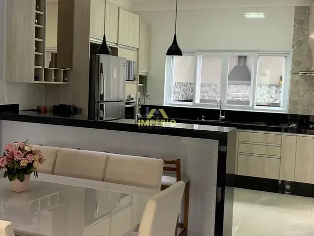 Casa 3 quartos e 3 banheiros, à venda, no bairro Village Moutonnée em Salto