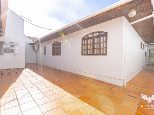 Casa com 377m² 3 quartos e 4 banheiros, à venda, no bairro Santa Felicidade em Curitiba
