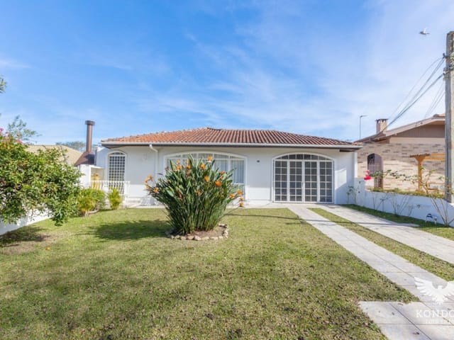 Casa com 377m² 3 quartos e 4 banheiros, à venda, no bairro Santa Felicidade em Curitiba