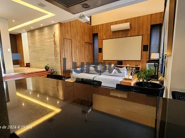 Casa com 396m² 4 quartos e 5 banheiros, à venda, no bairro Jardim Jurema em Valinhos