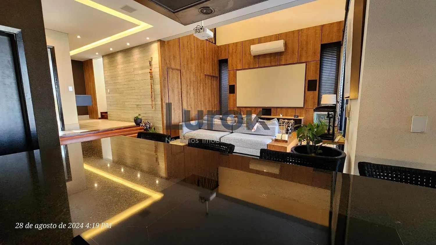 Casa, 4 quartos, 322 m² - Foto 4