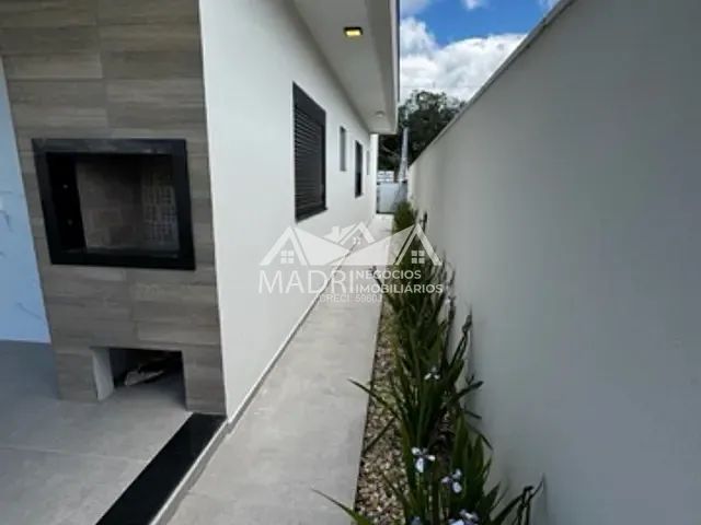 Casa com 250m² 3 quartos e 1 banheiro, à venda, no bairro Sertão do Maruim em São José