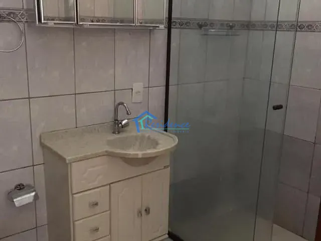 Casa com 200m² 3 quartos e 2 banheiros, para alugar, no bairro Vila Maria Helena em Indaiatuba