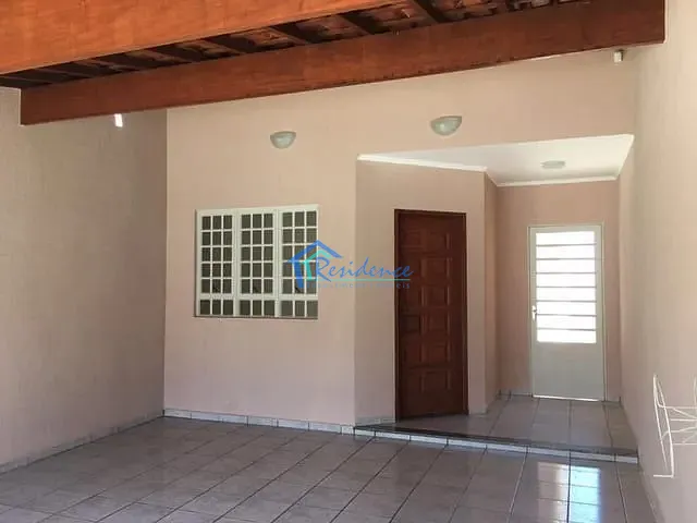Casa com 200m² 3 quartos e 2 banheiros, para alugar, no bairro Vila Maria Helena em Indaiatuba