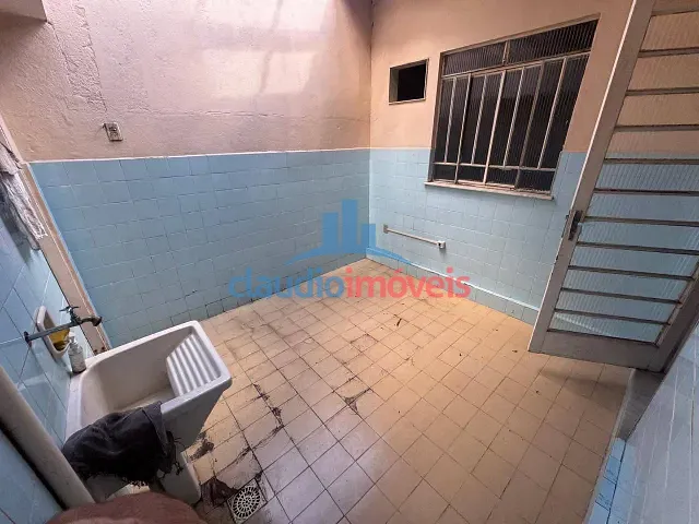 Casa 3 quartos e 3 banheiros, à venda, no bairro Rústico em Volta Redonda