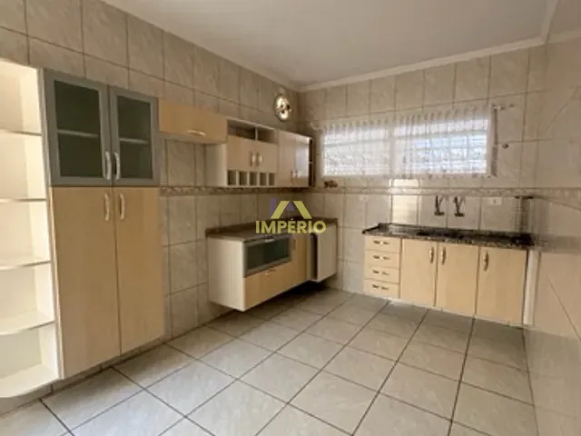 Casa 2 quartos e 2 banheiros, para alugar, no bairro Residencial São Gabriel em Salto
