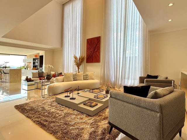 Casa com 514m² 4 quartos e 6 banheiros, à venda, no bairro Alphaville em Santana de Parnaíba