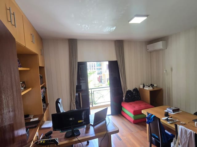 Casa com 360m² 4 quartos e 5 banheiros, à venda, no bairro Alphaville em Santana de Parnaíba