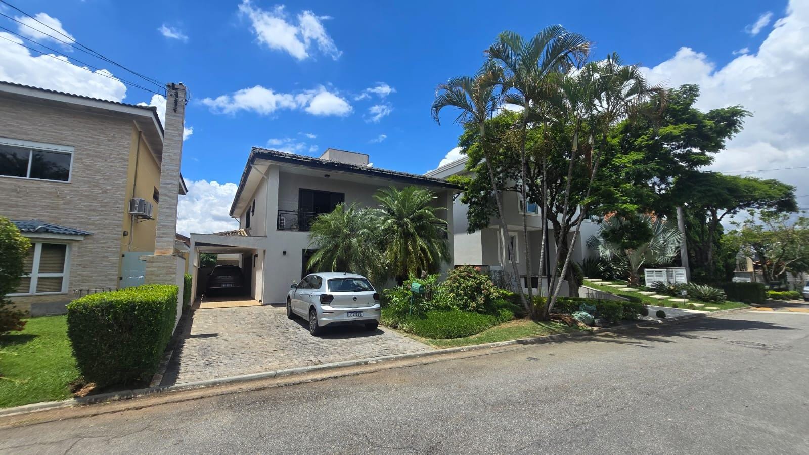 Casa em Alphaville — foto 1