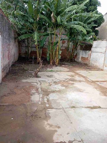 Casa 2 quartos e 1 banheiro, à venda, no bairro Parque Leopoldina em Campos dos Goytacazes