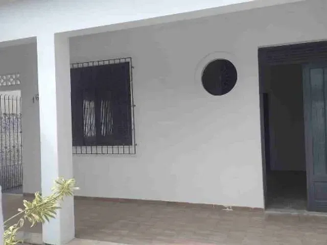 Casa 2 quartos e 1 banheiro, à venda, no bairro Parque Leopoldina em Campos dos Goytacazes