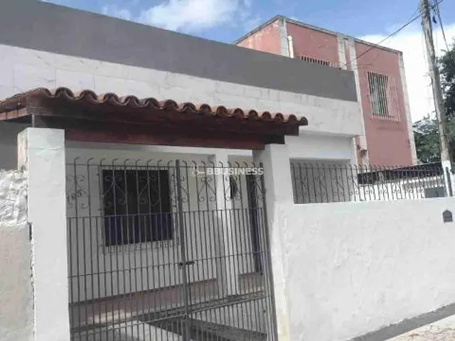 Casa 2 quartos e 1 banheiro, à venda, no bairro Parque Leopoldina em Campos dos Goytacazes