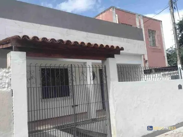 Casa 2 quartos e 1 banheiro, à venda, no bairro Parque Leopoldina em Campos dos Goytacazes