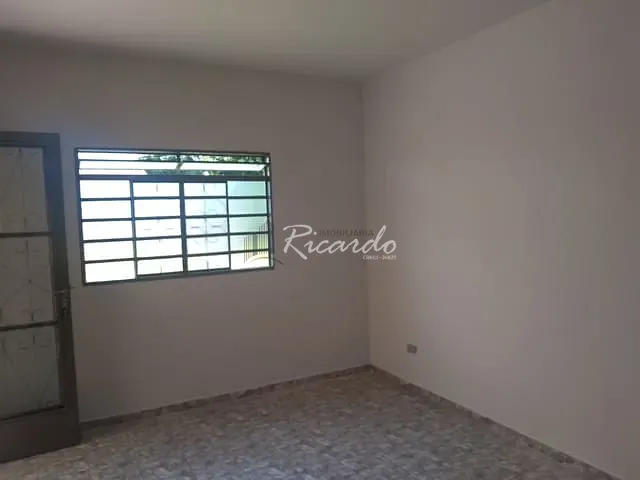 Casa com 70m² 3 quartos e 1 banheiro, para alugar, no bairro Vila Araponguinha em Arapongas