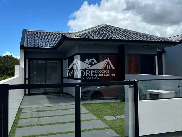 Casa 2 quartos e 1 banheiro, à venda, no bairro Forquilhas em São José