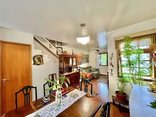 Casa com 108m² 3 quartos e 2 banheiros, à venda, no bairro Jardim Barbacena em Cotia