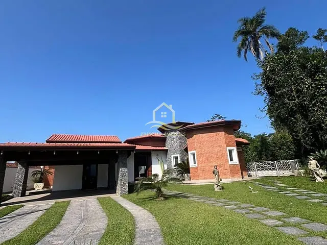 Casa com 969m² 5 quartos e 6 banheiros, à venda, no bairro Boraceia em Bertioga