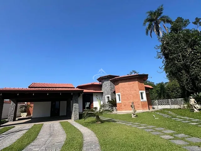 Casa com 969m² 5 quartos e 6 banheiros, à venda, no bairro Boraceia em Bertioga