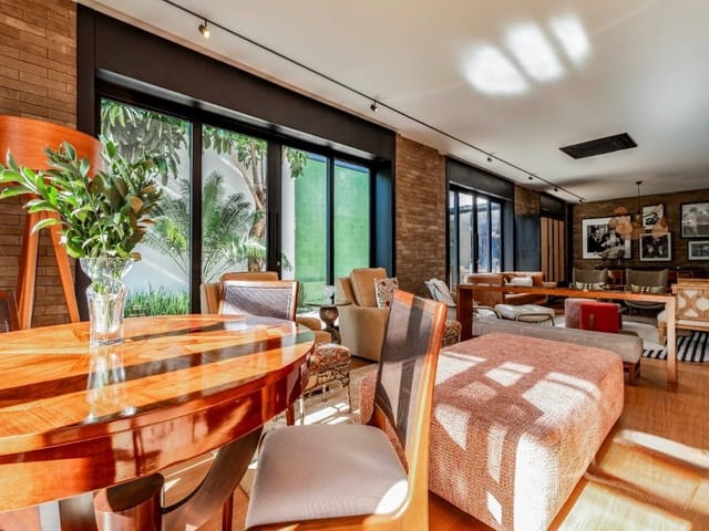 Casa com 500m² 5 quartos e 7 banheiros, à venda ou para alugar, no bairro Jardim Paulista em São Paulo