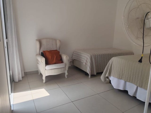Casa com 777m² 4 quartos e 6 banheiros, à venda, no bairro Paranapanema em Paranapanema