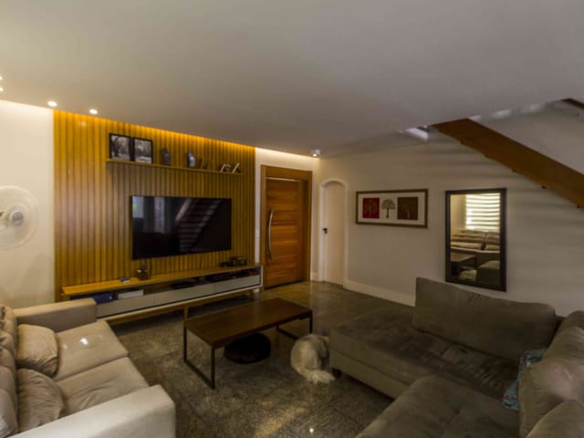 Casa com 360m² 4 quartos e 6 banheiros, à venda, no bairro Alphaville em Santana de Parnaíba
