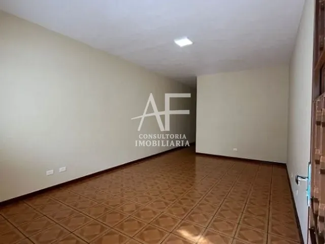 Casa com 176m² 3 quartos e 1 banheiro, à venda, no bairro Jardim das Nações em Taubaté