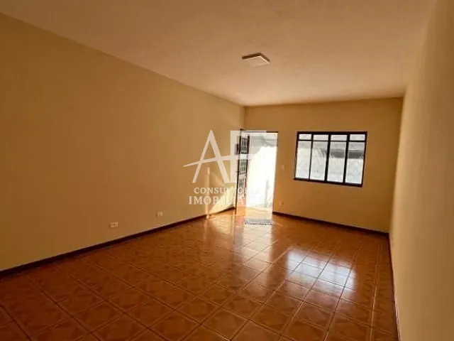 Casa com 176m² 3 quartos e 1 banheiro, à venda, no bairro Jardim das Nações em Taubaté