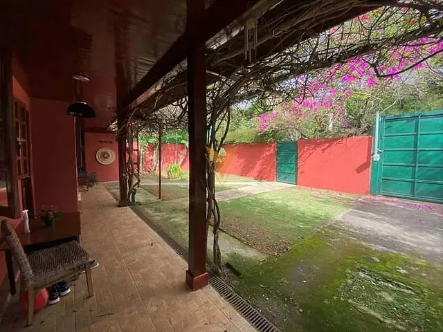 Casa com 1000m² 3 quartos e 4 banheiros, à venda, no bairro Chácara Vale do Rio Cotia em Carapicuíba