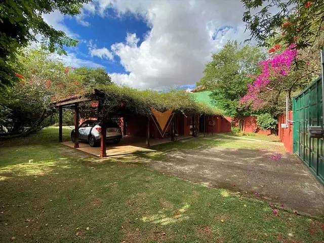 Casa com 1000m² 3 quartos e 4 banheiros, à venda, no bairro Chácara Vale do Rio Cotia em Carapicuíba