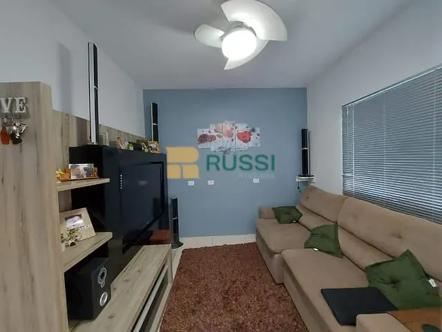 Casa com 240m² 2 quartos e 3 banheiros, à venda, no bairro Villa Branca em Jacareí