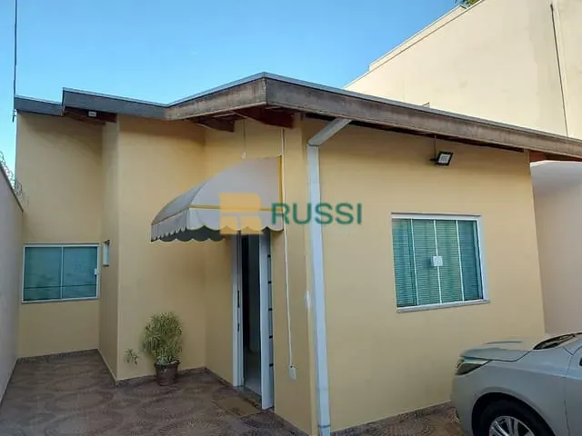 Casa com 240m² 2 quartos e 3 banheiros, à venda, no bairro Villa Branca em Jacareí