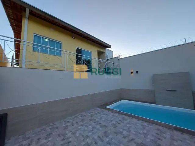 Casa com 240m² 2 quartos e 3 banheiros, à venda, no bairro Villa Branca em Jacareí