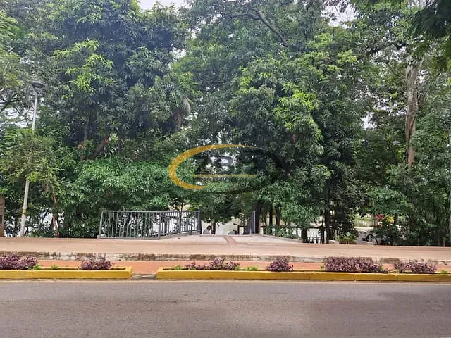 Terreno com 408m², à venda, no bairro Guanabara em Londrina