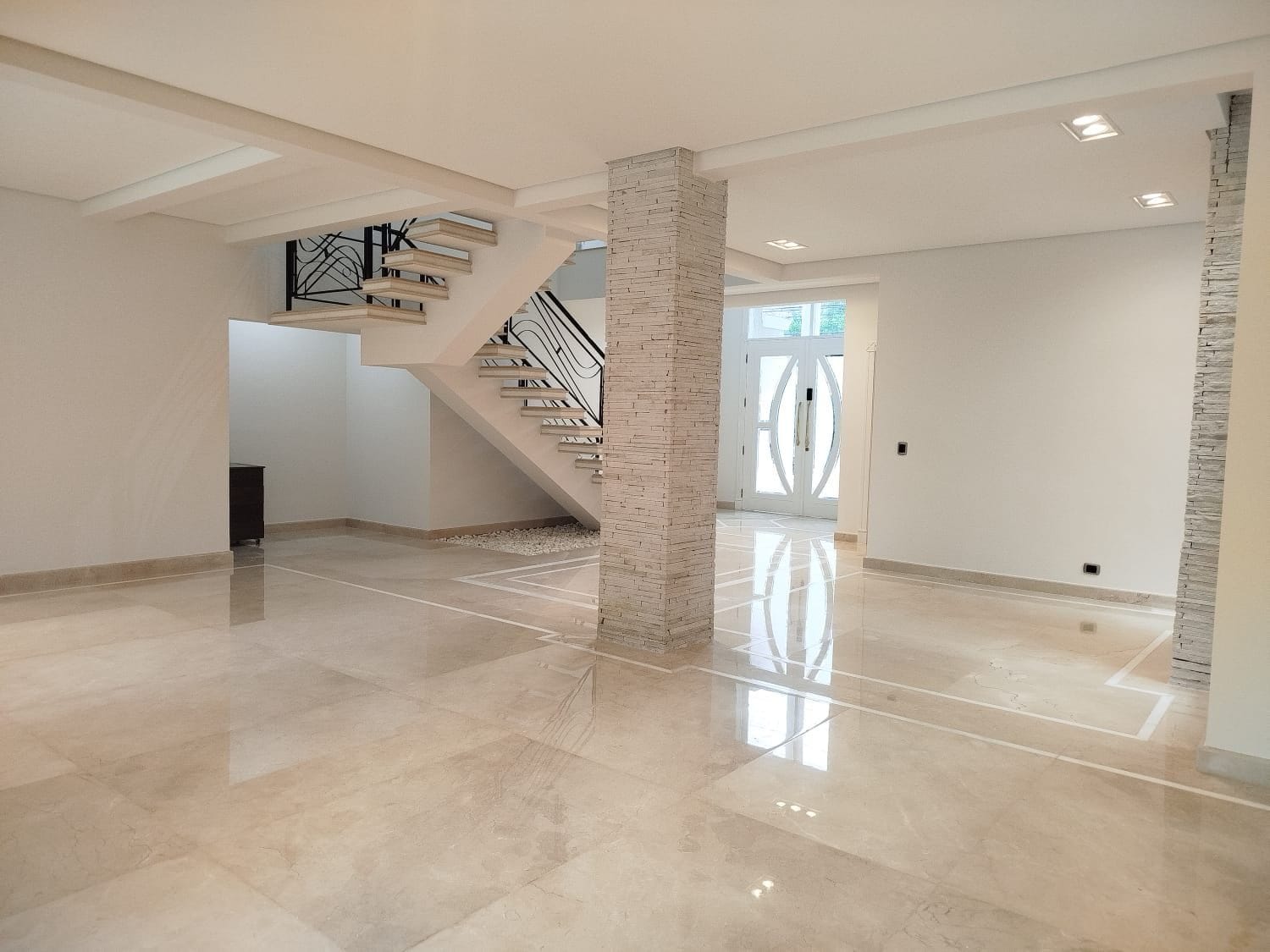 Casa em Alphaville Residencial Plus — foto 3